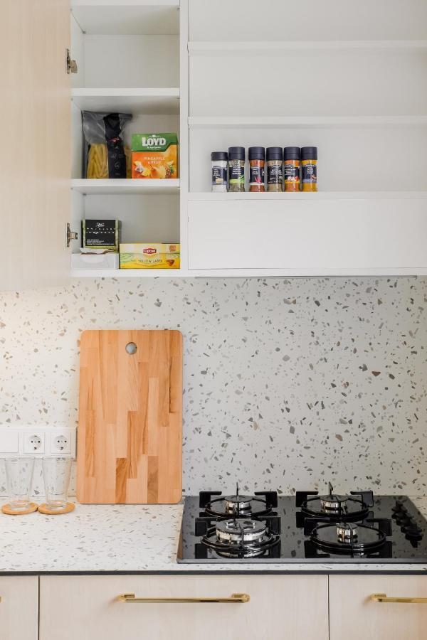Central Apartment In Architectural Street カウナス エクステリア 写真
